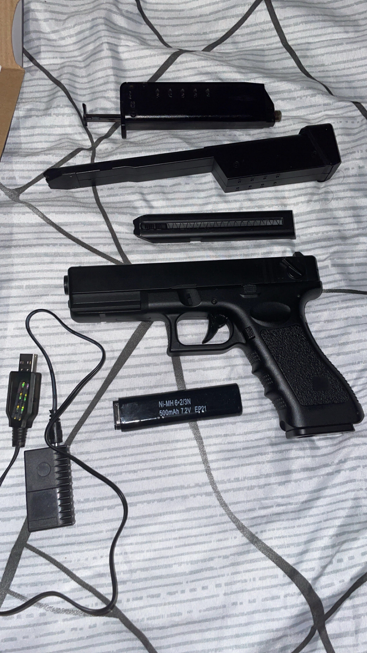 CYMA GLOCK G18C (Airsoft)