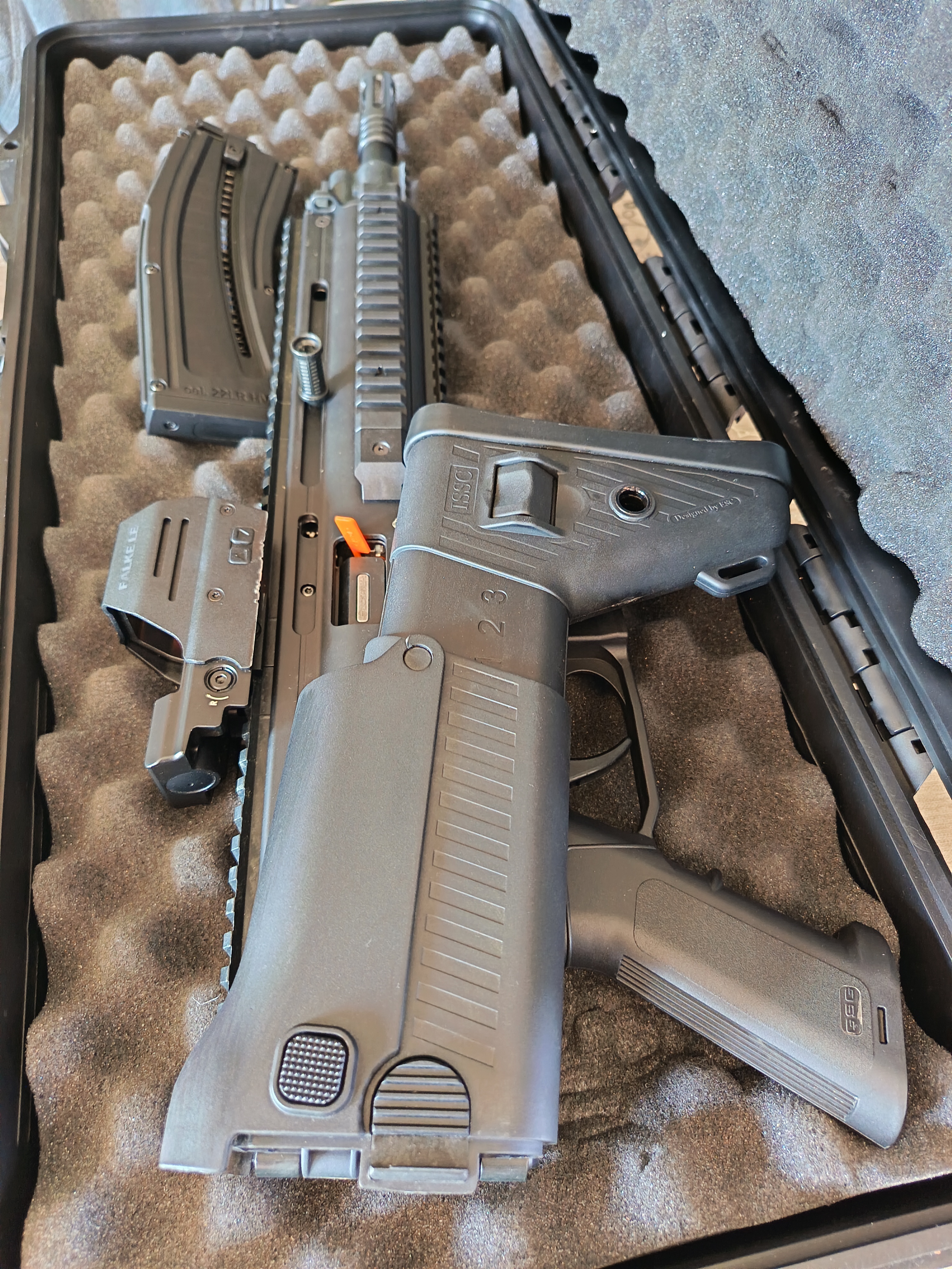 ISSC MK22 ÚJSZERŰ ALIG HASZNÁLT