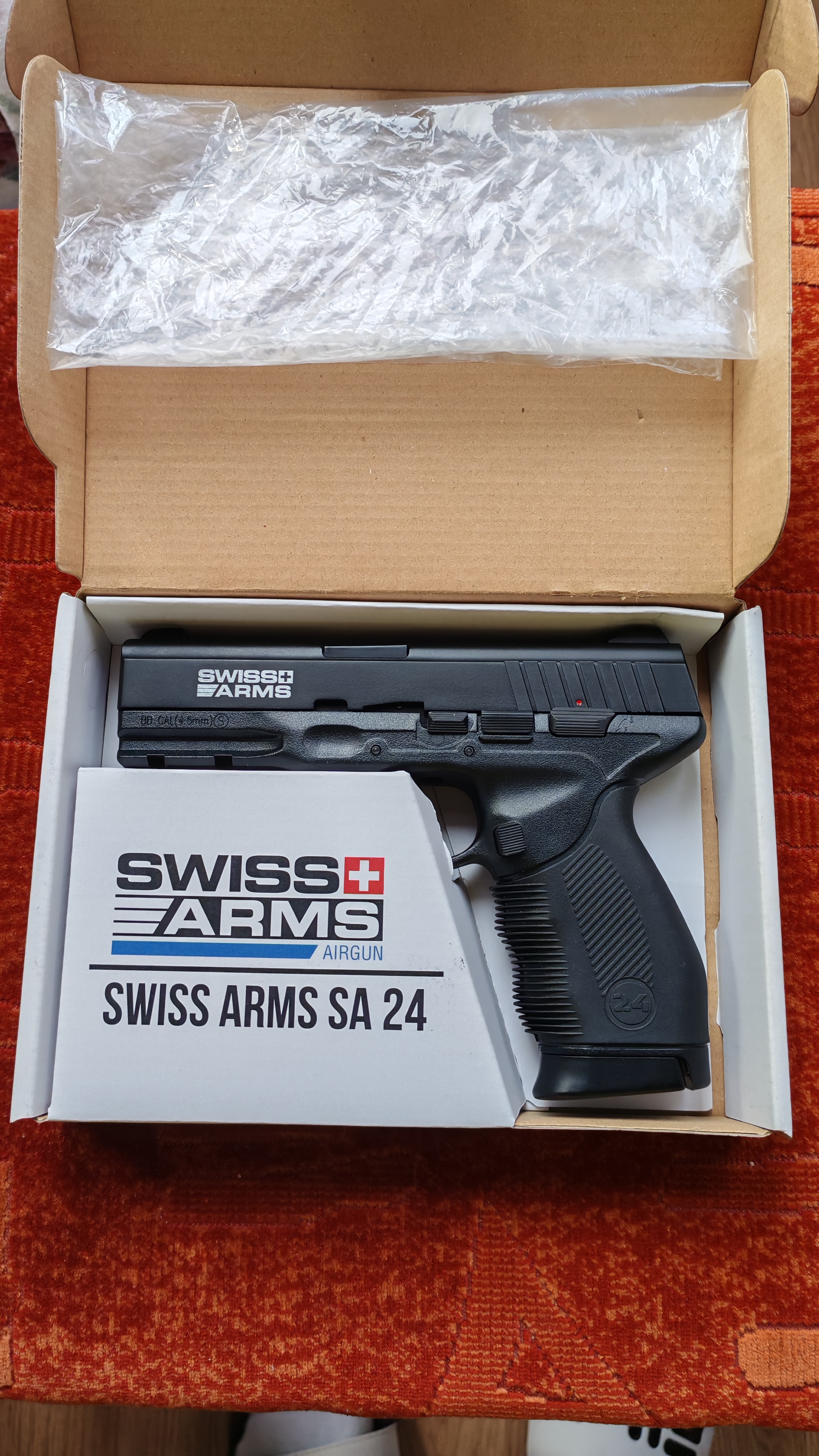 Swiss Arms SA24 légpisztoly 4.5