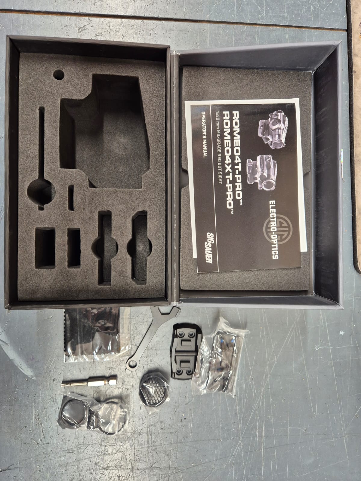 Vadonatúj Sig Sauer ROMEO 4T Pro red dot