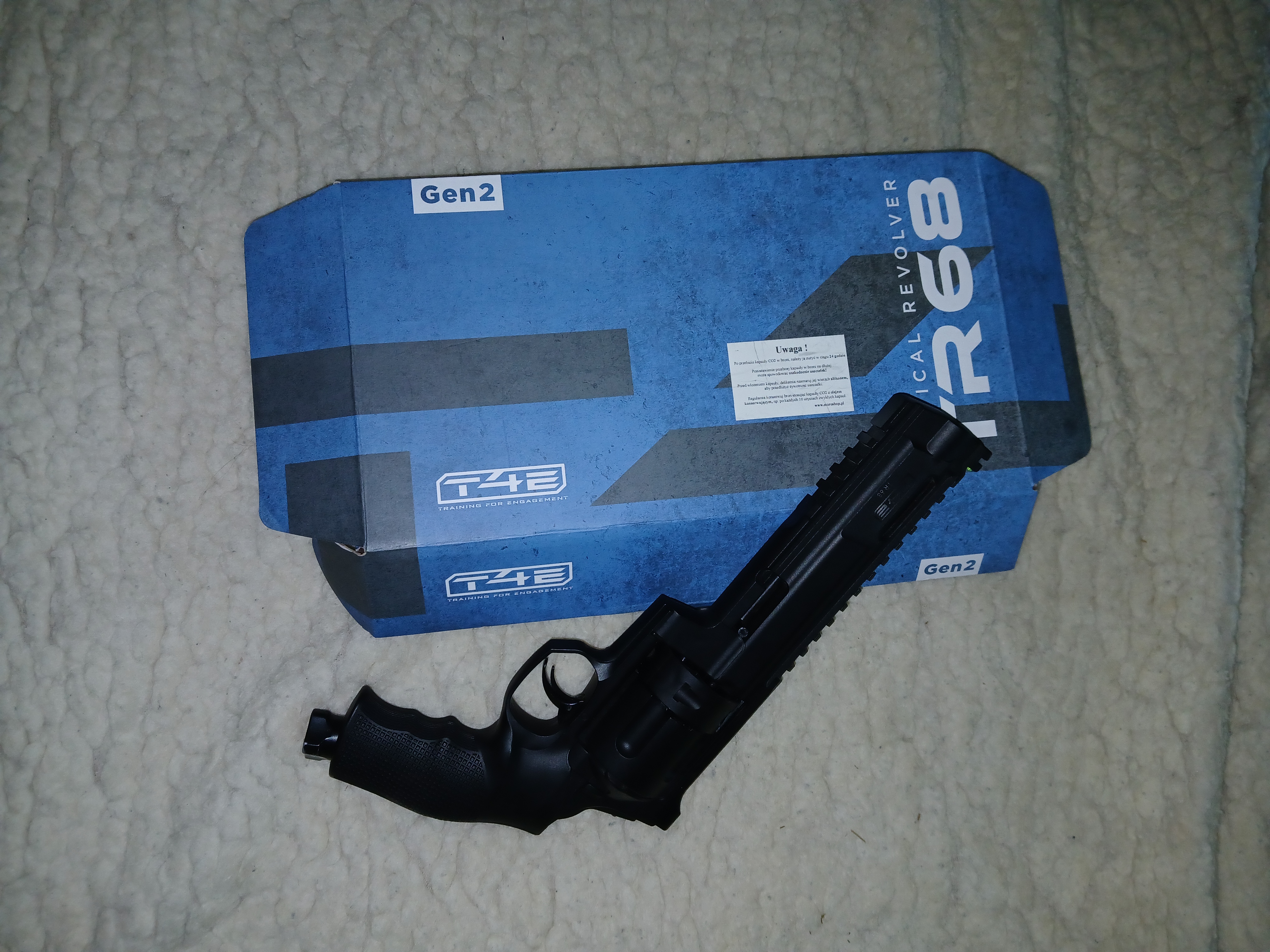 Önvédelemmi revolver hibátlan állapotban