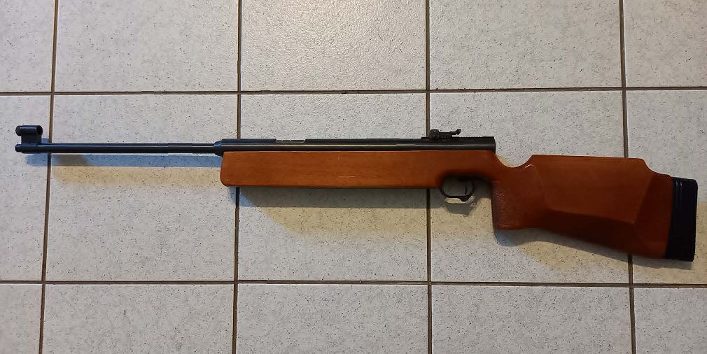 Slavia 631 Model 77 LUX